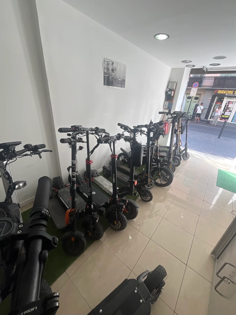 Photo atelier Trotti&Tech : Votre partenaire mobilité à Perpignan. Vente & Réparation de trottinettes électriques - Perpignan