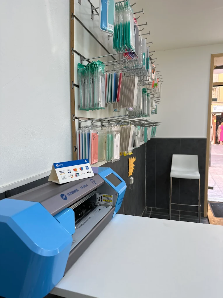 Photo atelier MrPhoneTech - Perpignan