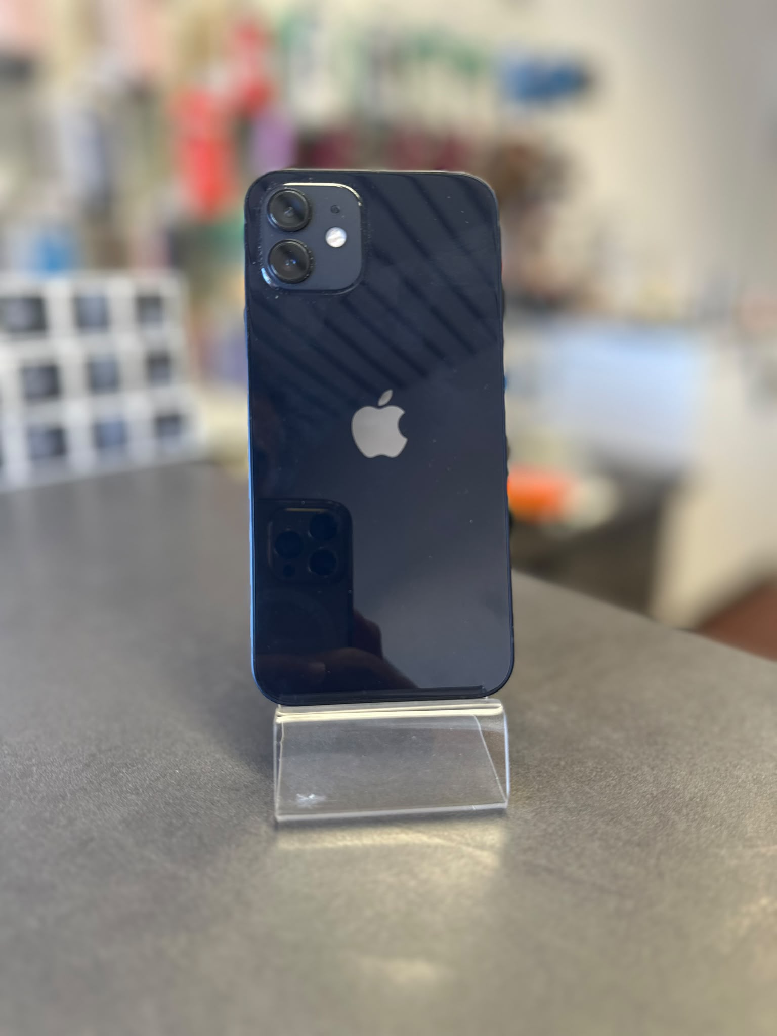 iPhone 12 64Go, Très bon état, Batterie 84%